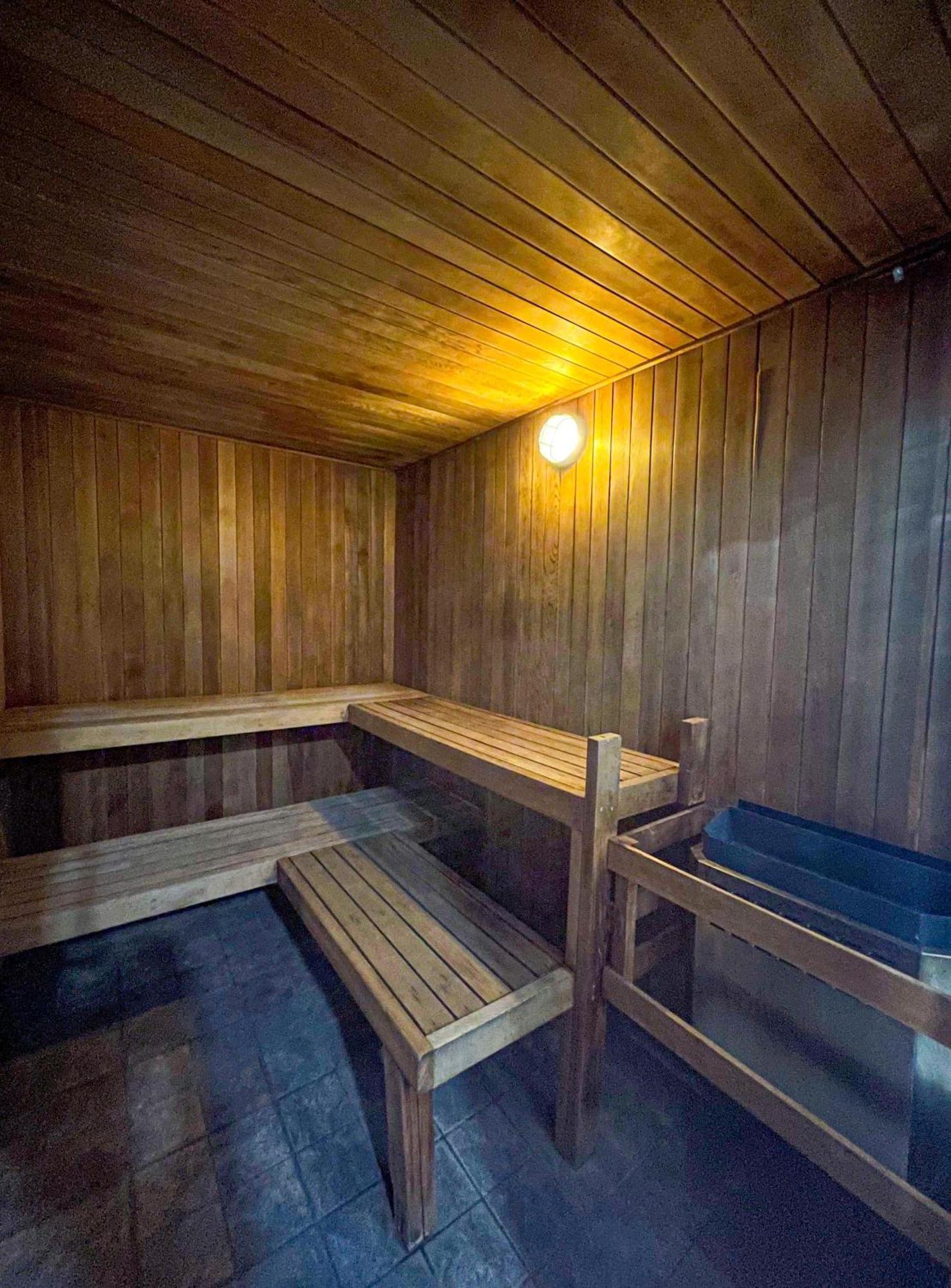 וויסטלר Alpenglow Lodge Family Studio With Murphy Bed By Mva מראה חיצוני תמונה