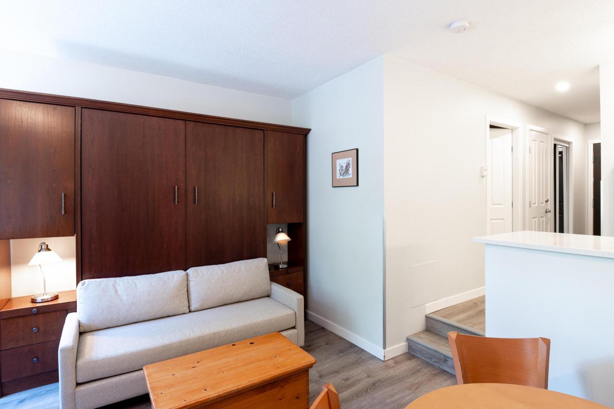 וויסטלר Alpenglow Lodge Family Studio With Murphy Bed By Mva מראה חיצוני תמונה